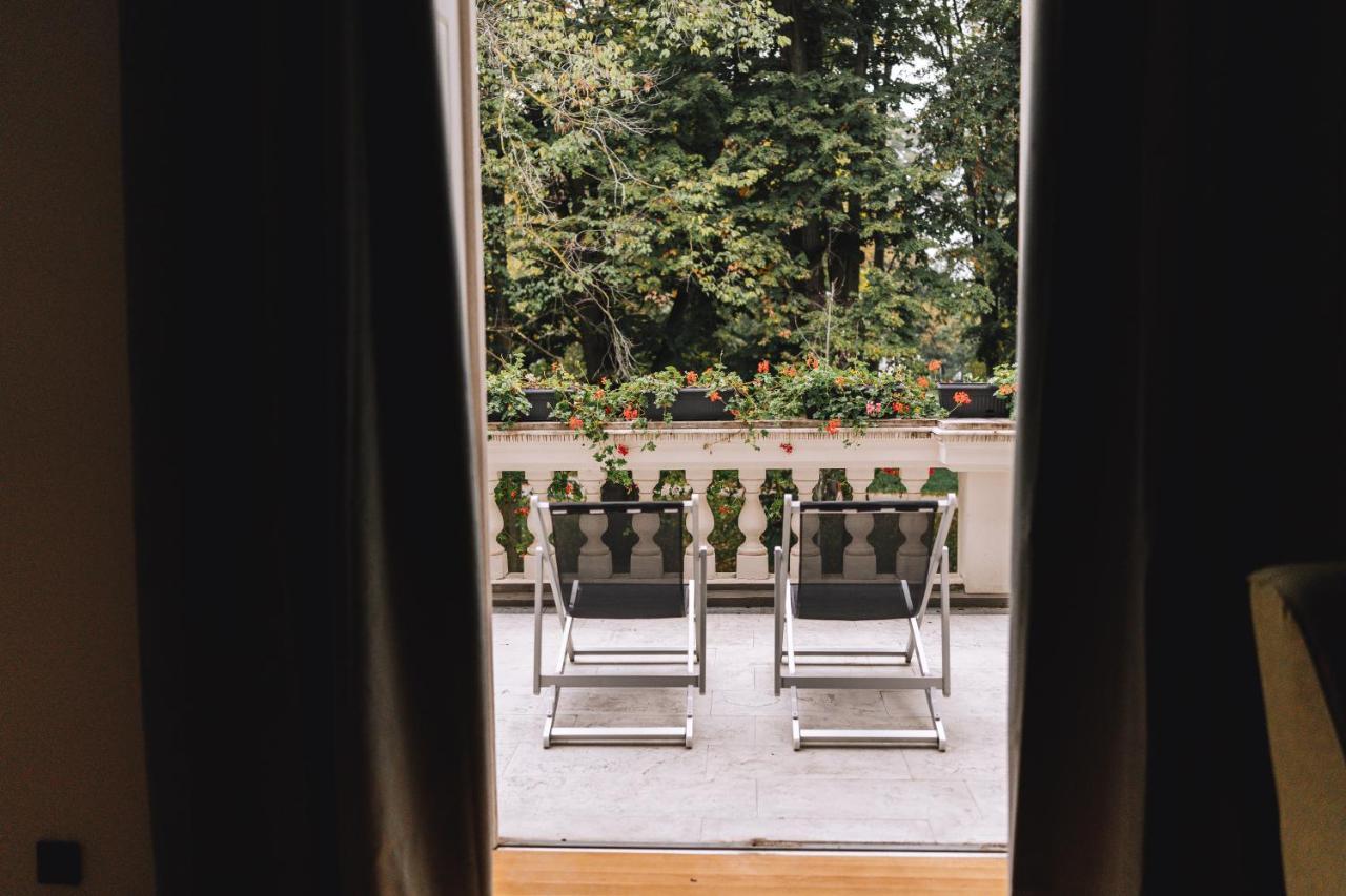 Dvorac Jankovic Bed & Breakfast Suhopolje Eksteriør bilde